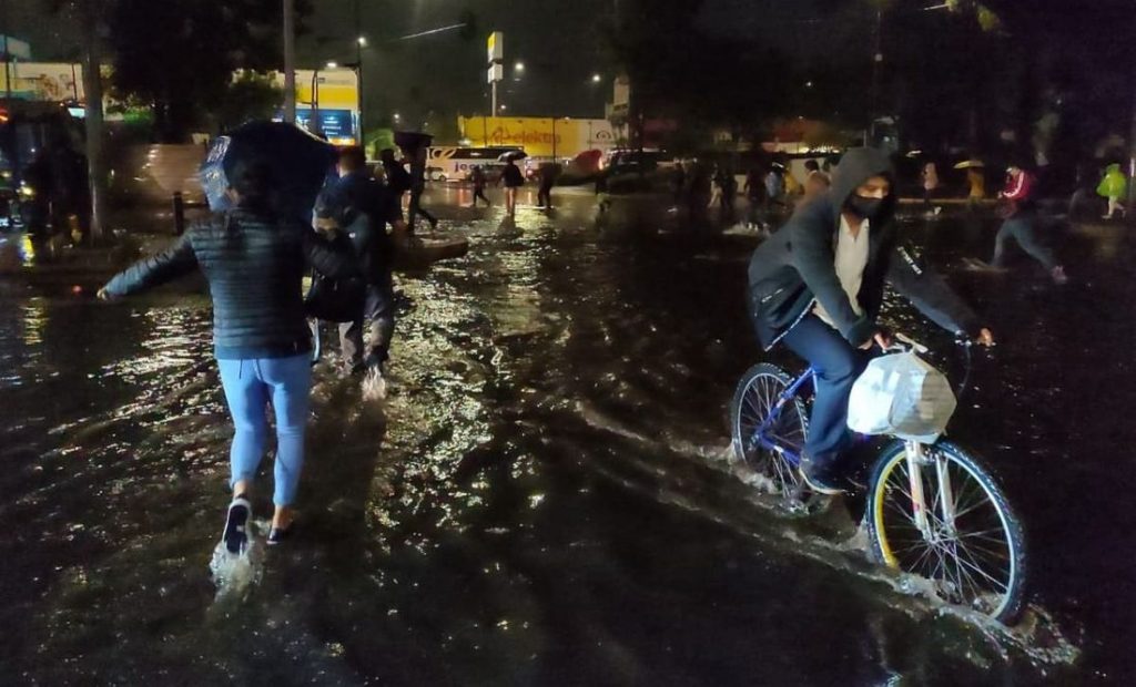 ¿Calles inundadas por lluvias en la CDMX?, esto es lo que debes hacer ...