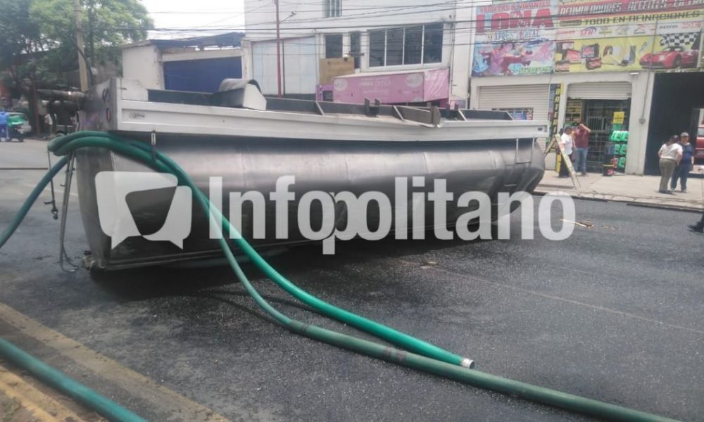 Pipa de agua choca contra dos unidades de transporte público – Infopolitano
